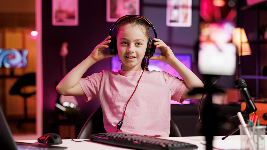 Se les debe guiar para que sea un entretenimiento responsable y seguro