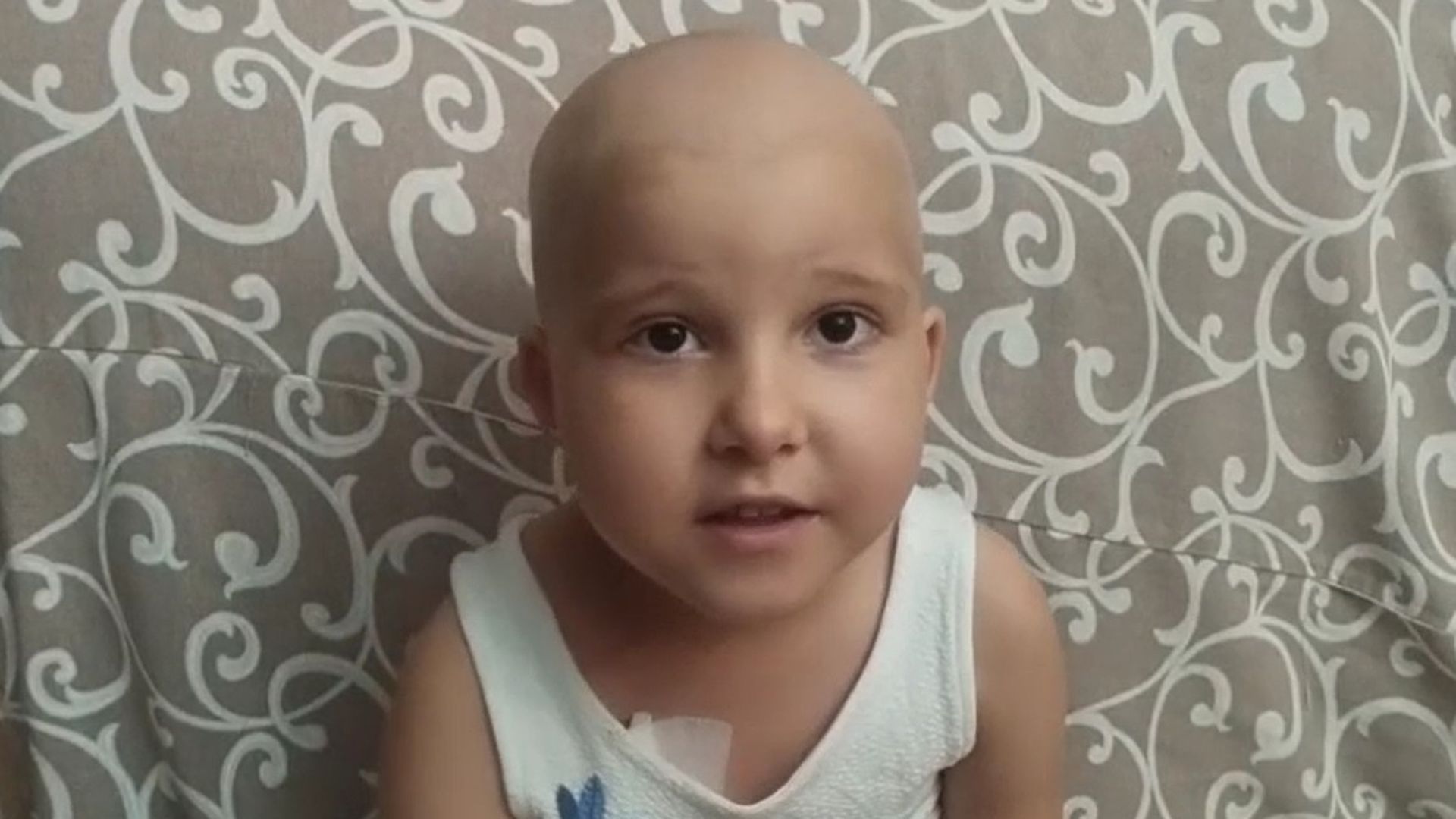 Victoria Esperanza necesita un trasplante de médula y su historia ha despertado una ola de solidaridad