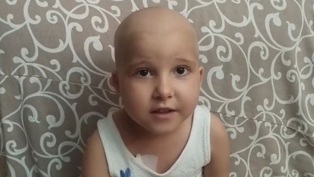 Victoria Esperanza necesita un trasplante de médula y su historia ha despertado una ola de solidaridad