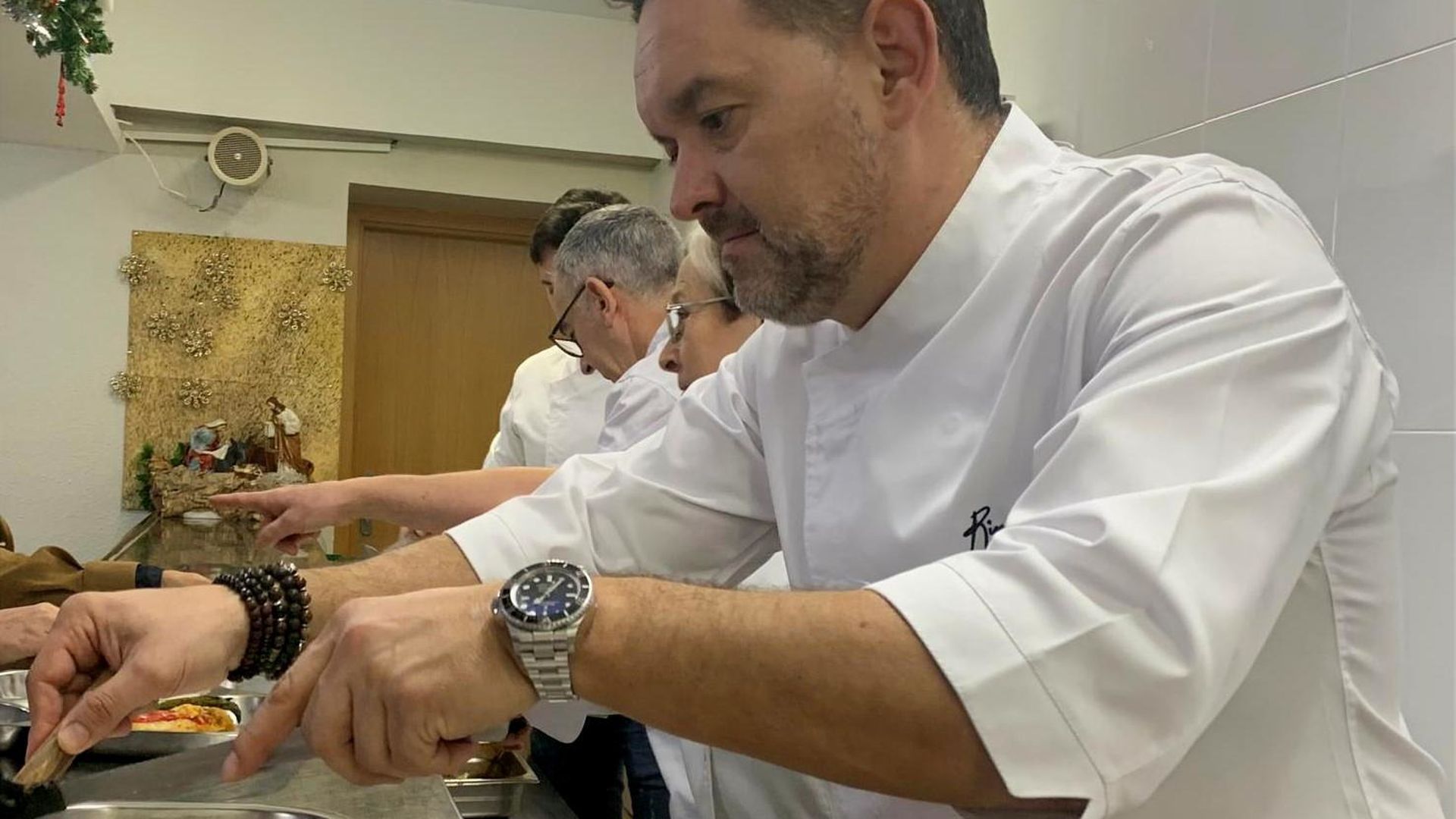 El chef aragonés en pleno servicio