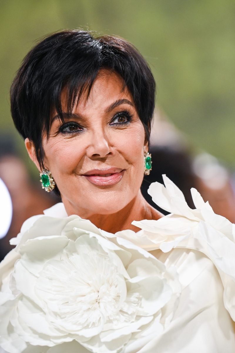 Kris Jenner, con corte pixie