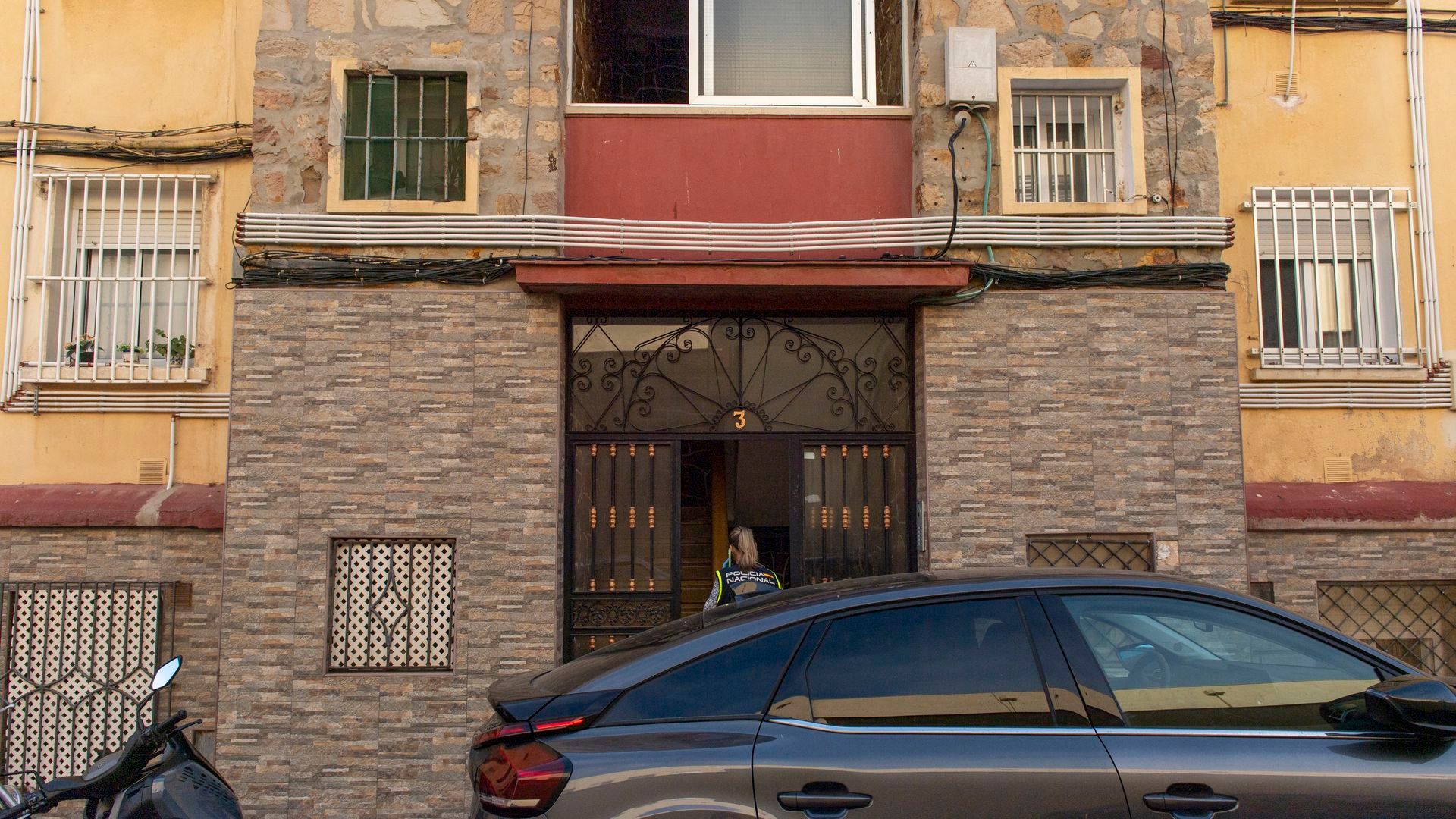 La muerte del bebé en Ceuta se produjo tras una tarde "de gran escándalo" en la que la Policía acudió a la casa