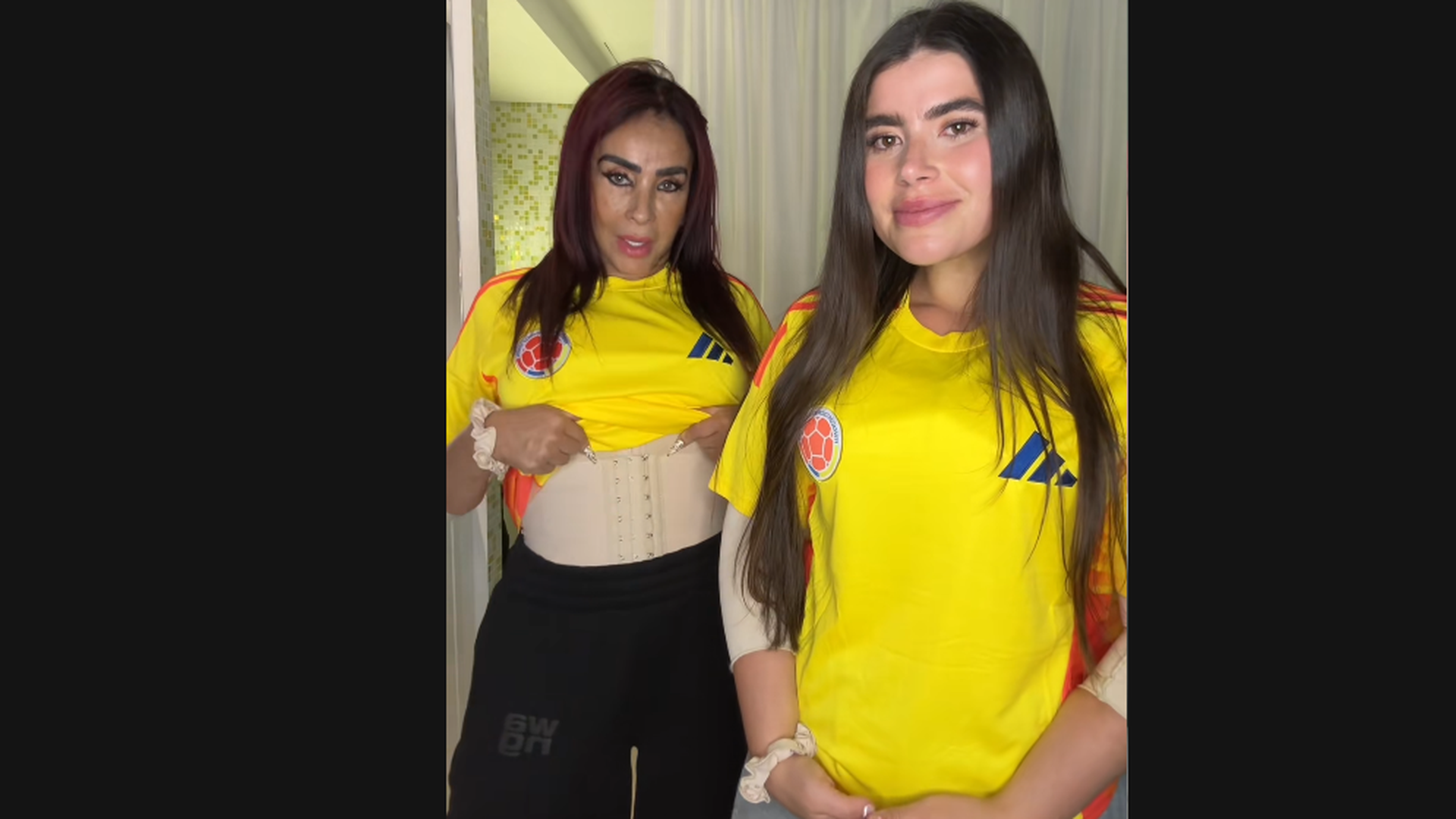 Una influencer viaja con su familia a Colombia para hacerse retoques estéticos todos juntos por 58.000 euros