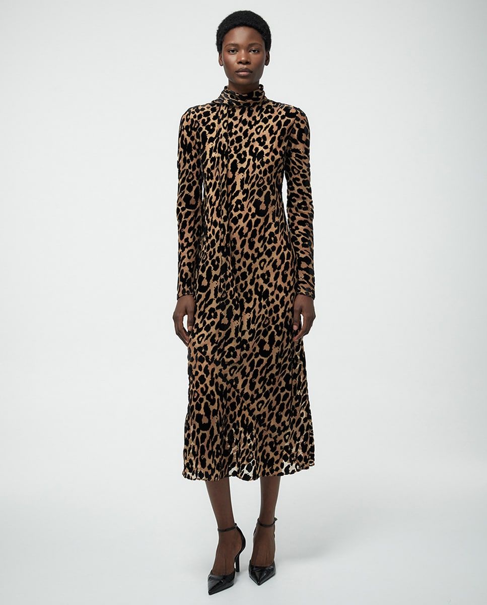 Vestido de manga larga estampado de leoprado