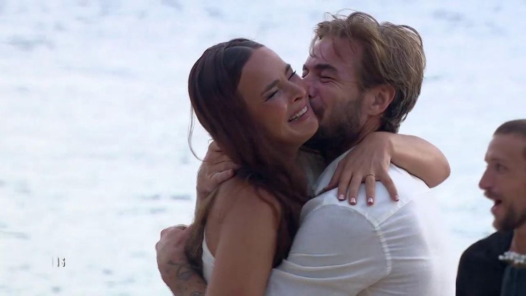 Marta Peñate y Tony Spina se dan el "sí, quiero" en Honduras: así ha sido su emocionante y lacrimógena boda