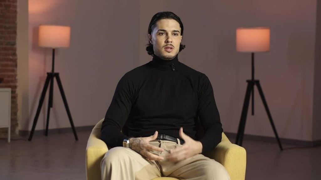 Carlo Costanzia confiesa que empezó a tomar antidepresivos con siete años: ''Mi infancia fue difícil, no fui feliz''