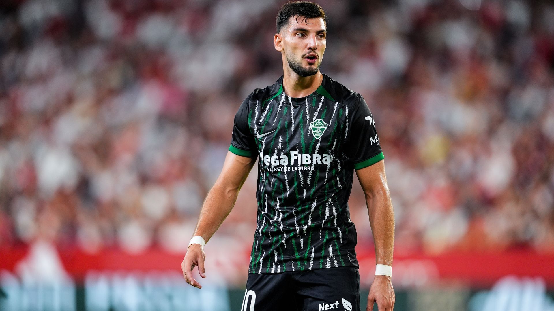 El futbolista Rafa Mir, procesado por agresión sexual con violencia