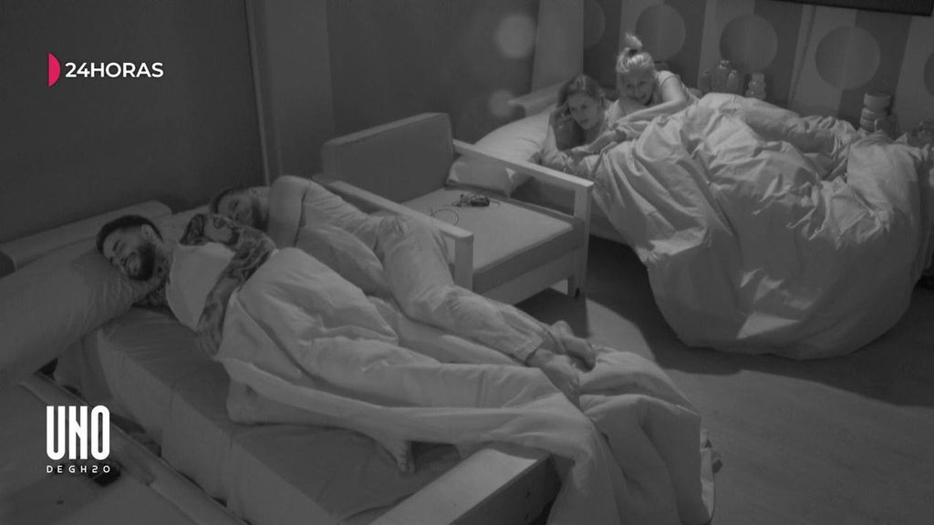 Jose y Anthony duermen juntos por primera vez en la casita de 'Uno de GH20': "Haced la cucharita"