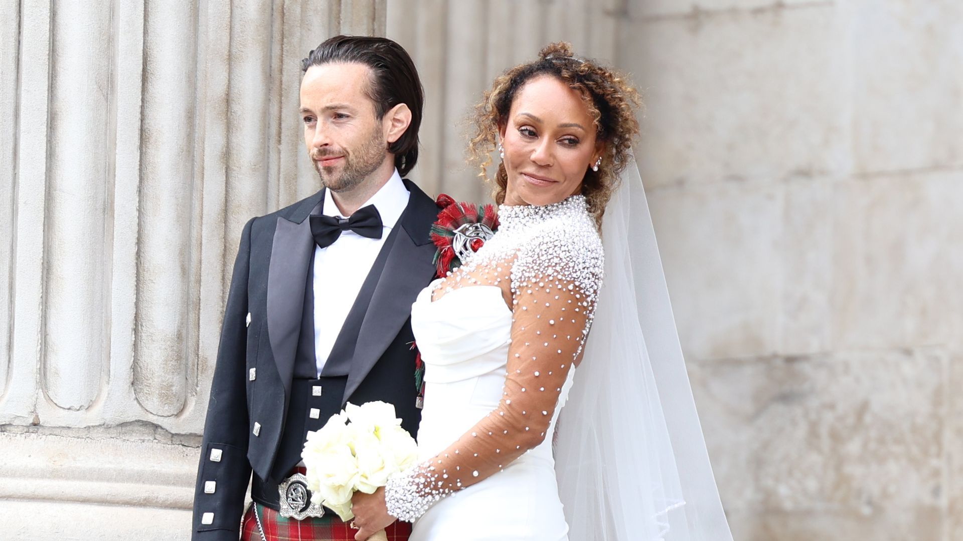 Mel B en su boda junto a su marido Rory McPhee