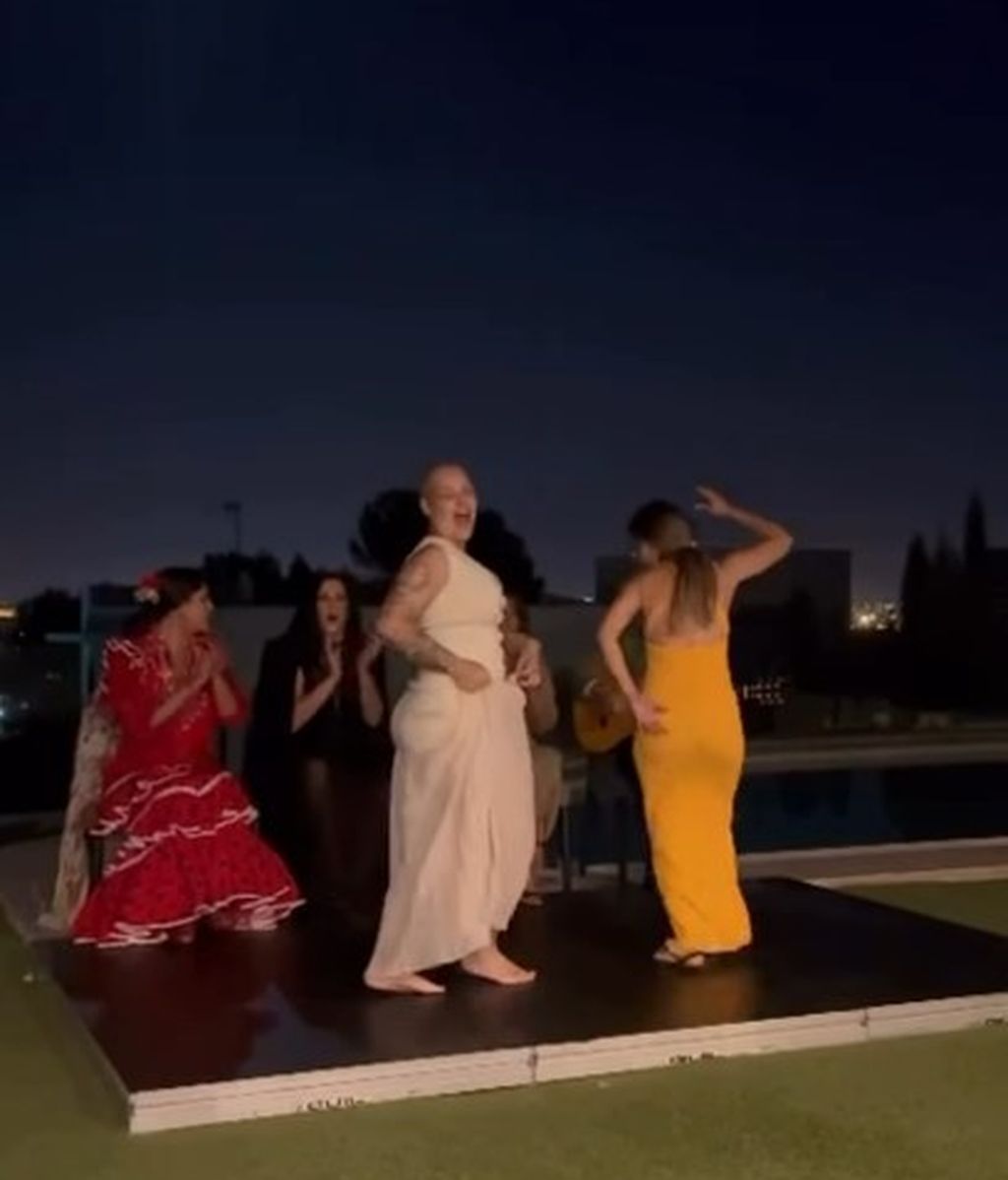 Pan Teixeira se anima a bailar tras superar el cáncer de mama