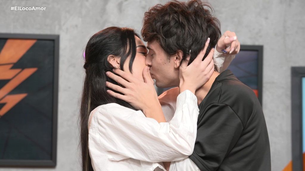 Alexandra vuelve a ‘El Loco Amor’ para gritar a voces su nueva ilusión, ¡con pedida de novios incluida!