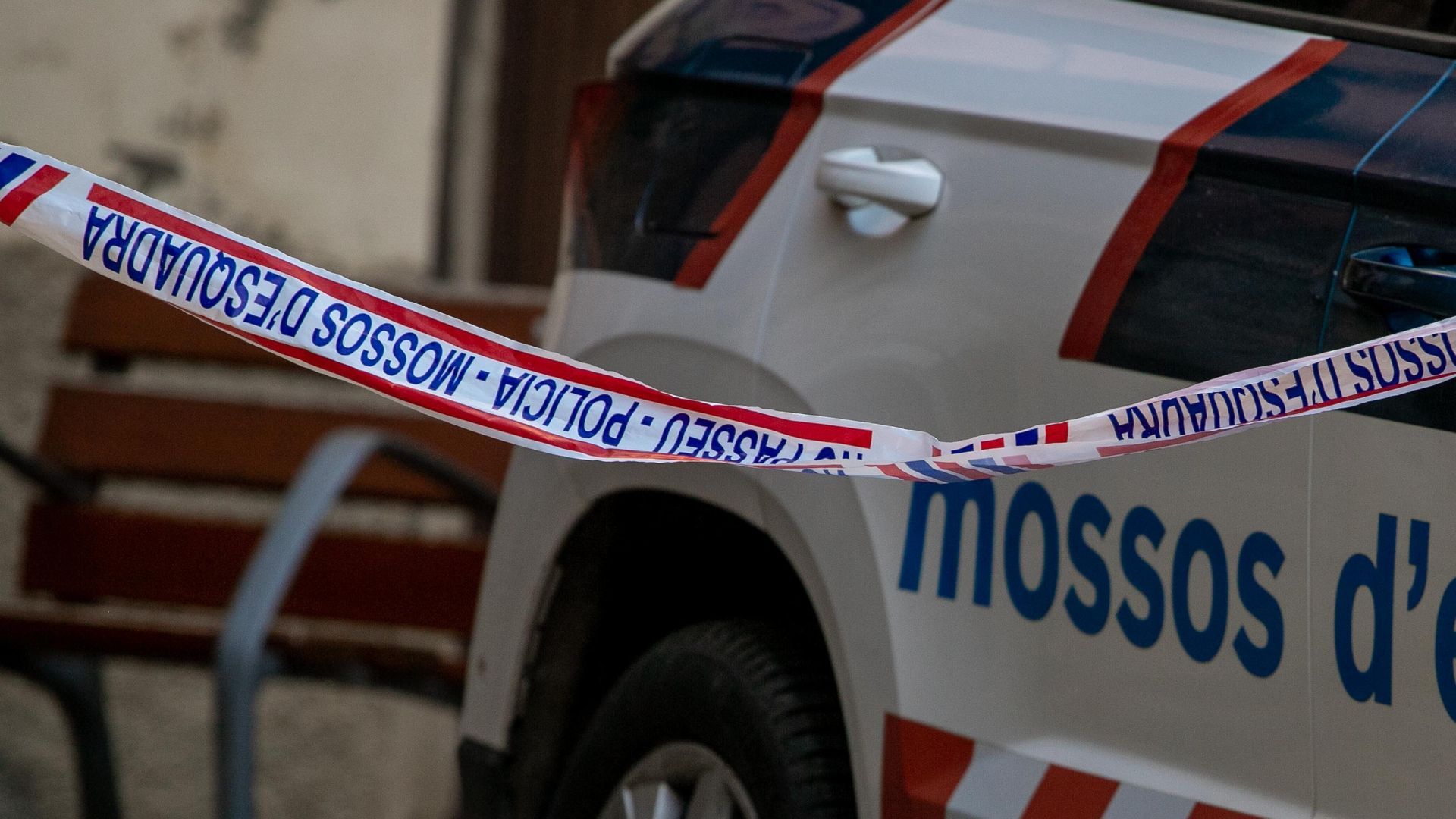 El acusado de matar en Lleida a un agente de los Mossos llamó a su hija para decirle que había asesinado a su marido