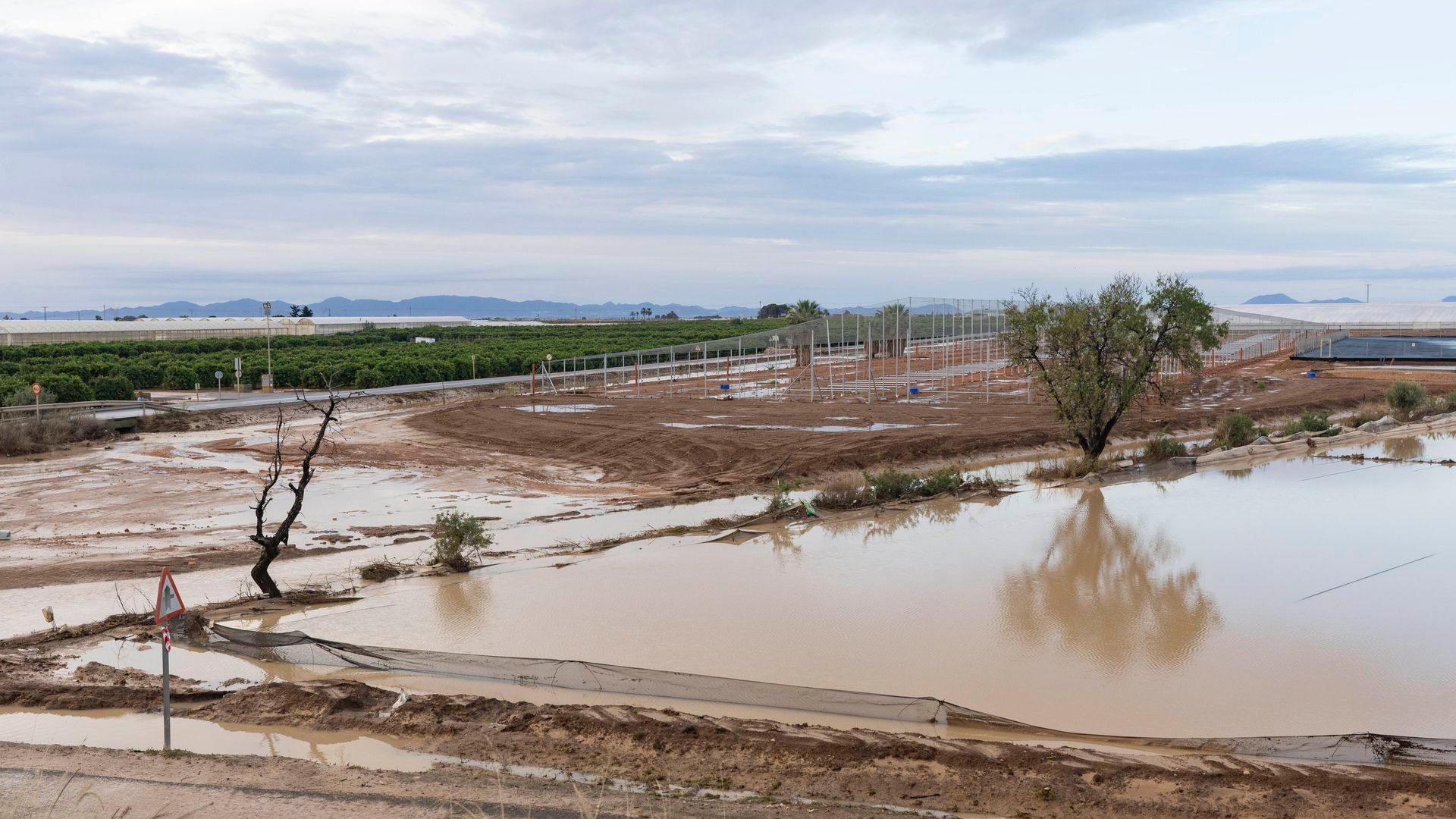 Campos inundados debido a las fuertes lluvias caídas la pasada noche en el municipio de San Javier