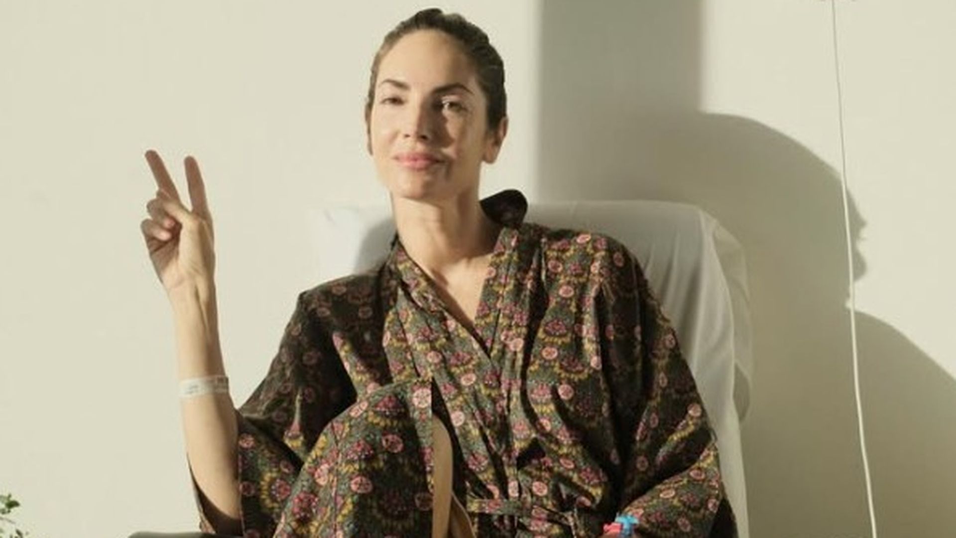 El mensaje de la modelo Eugenia Silva desde el hospital: "Entiendo que estar bien también es esto: parar"