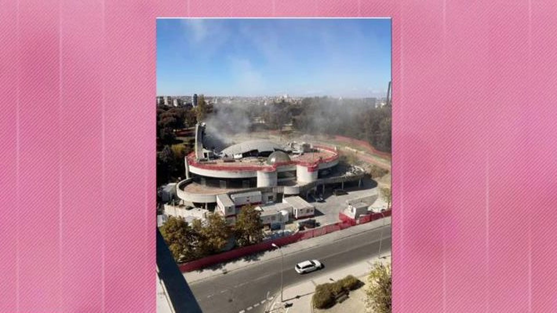 Se derrumba la cúpula del cine IMAX de Méndez Álvaro, en Madrid