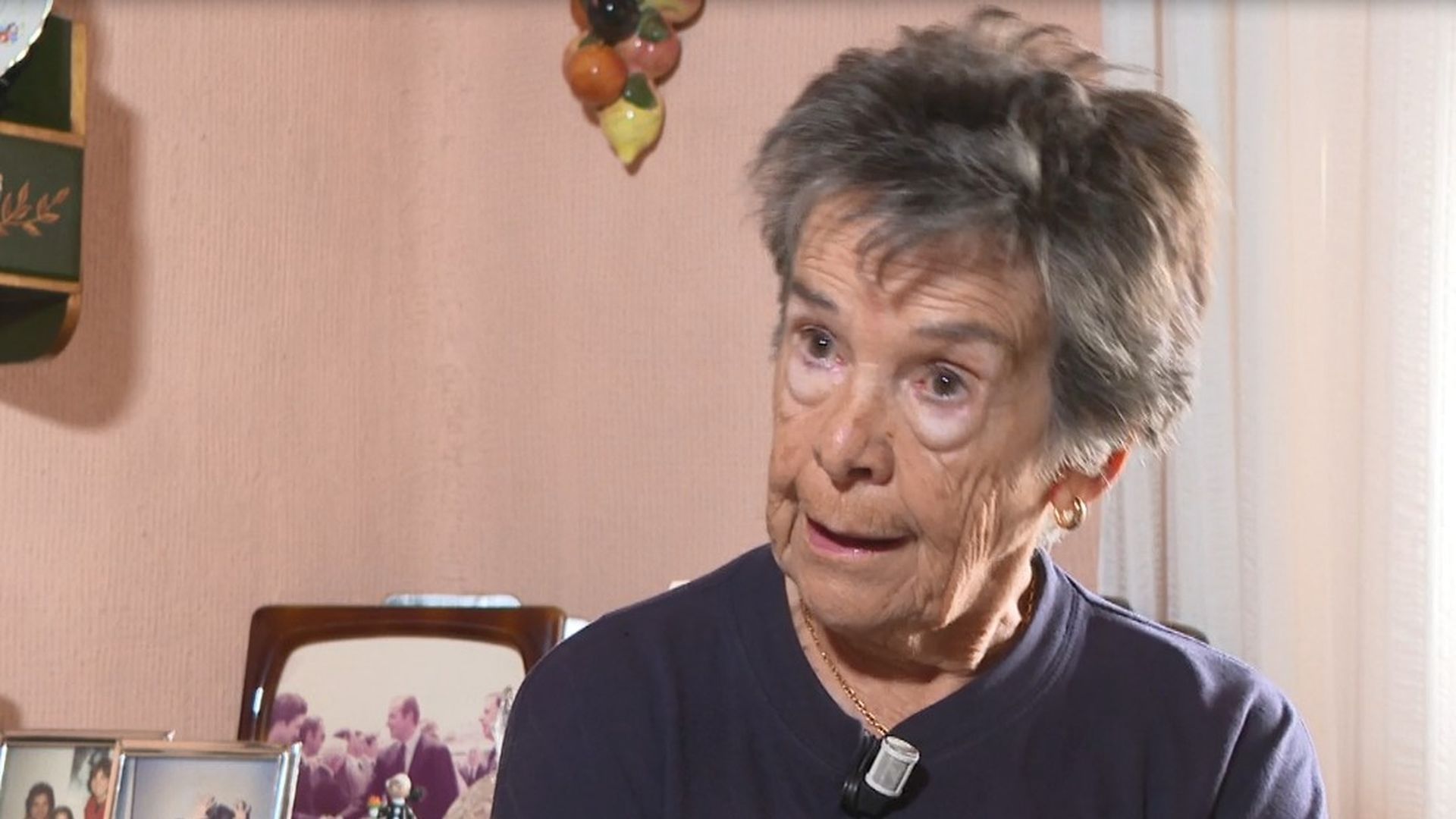 Maricarmen, de 87 años, se planta ante el inversor que quiere desahuciarla: “Yo no me voy, me quedo”