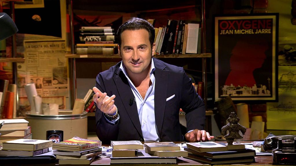 Iker Jiménez analiza la importancia de la música en sus programas: "A mí lo que me alucina es la electrónica" Cuarto Milenio Temporada 21 Top Vídeos 686