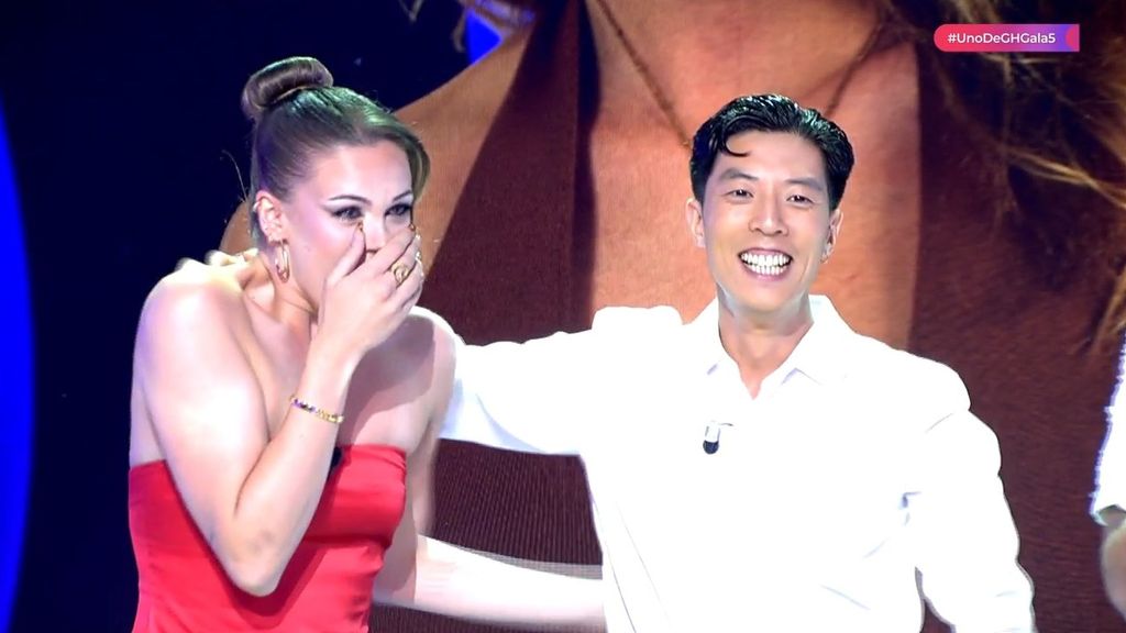 Joon y Jana, en shock al descubrir que son ¡los siguientes en sentarse en el sofá de 'Uno de GH20'!: "No me lo esperaba"