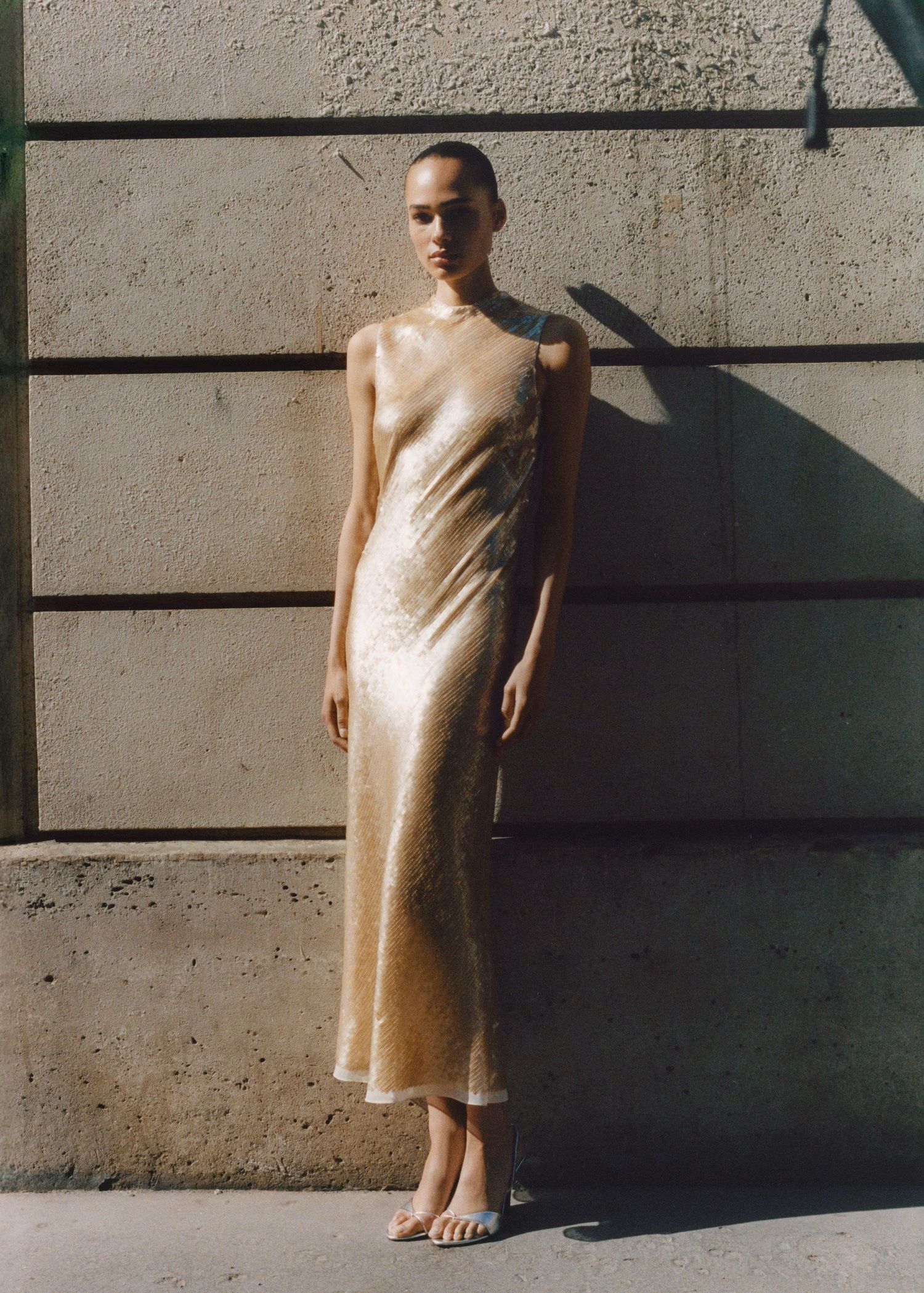Vestido de invitada de lentejuelas