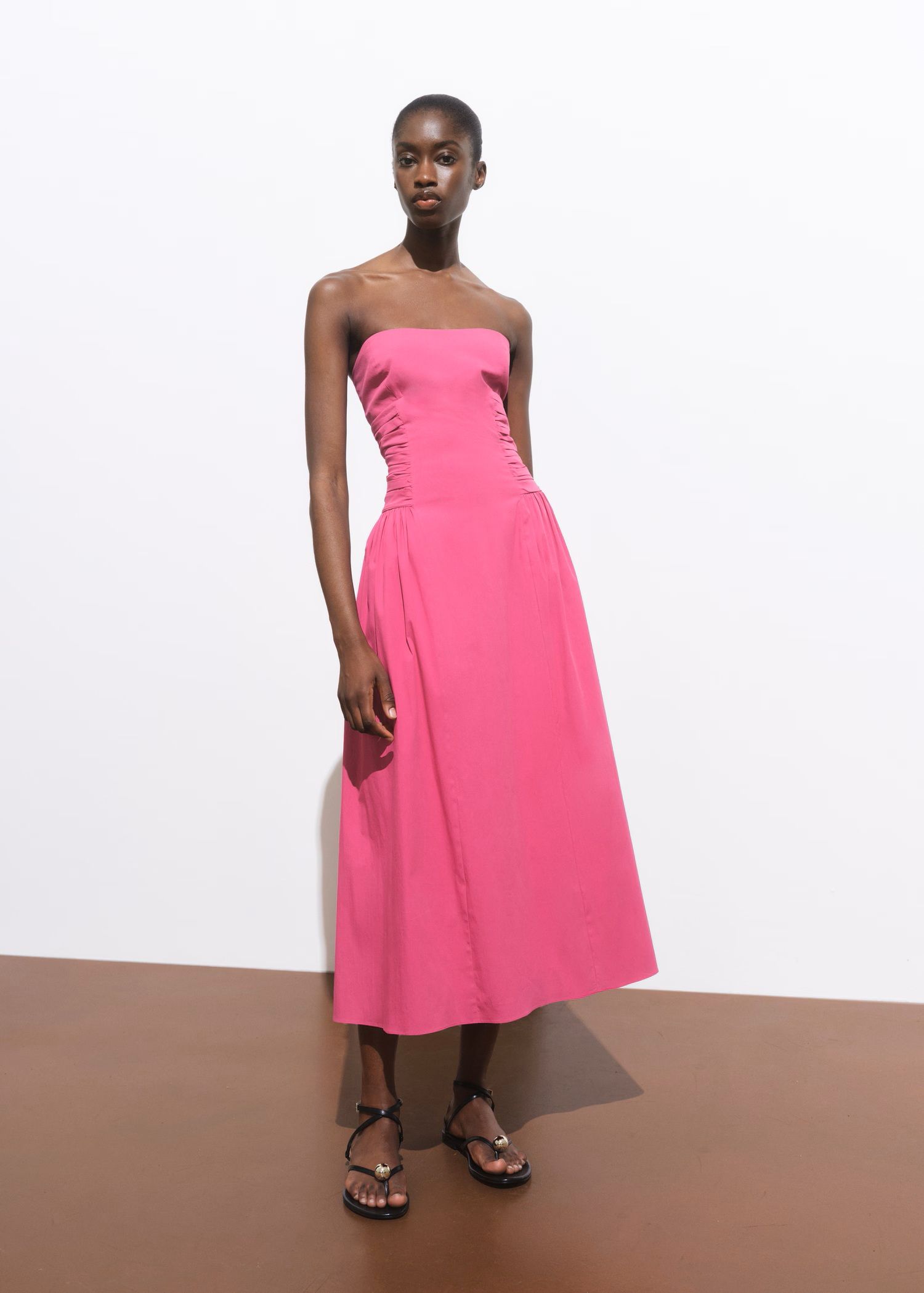 Vestido de invitada rosa