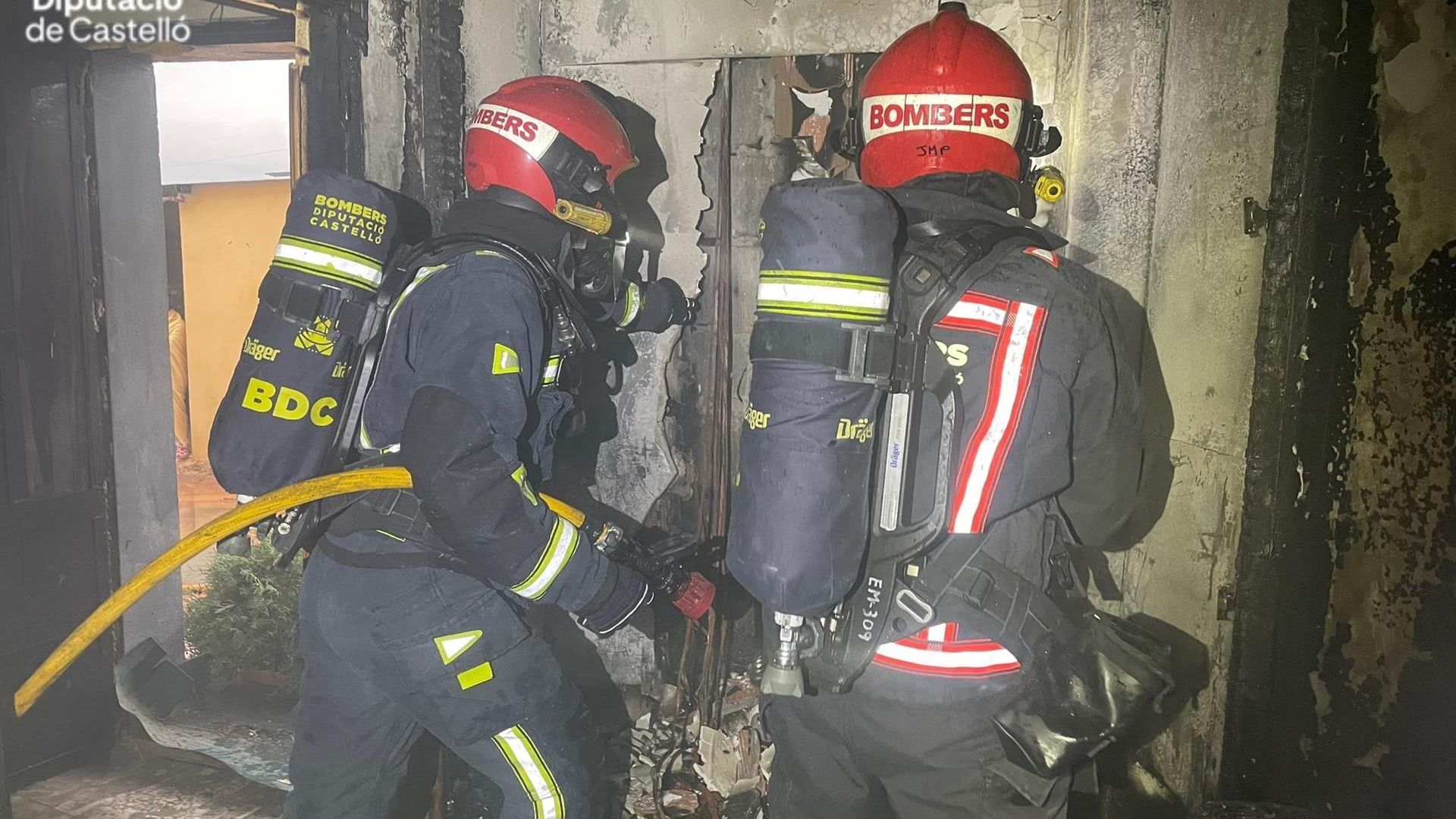 Casa incendiada por un rayo en Onda