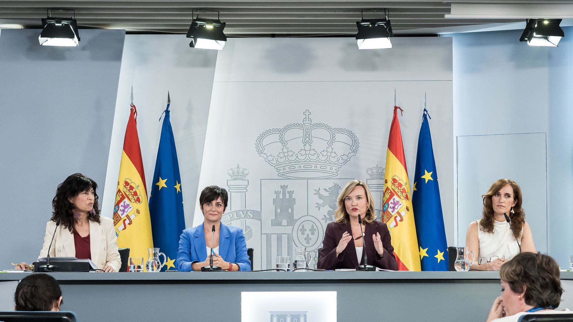 La ministra de Igualdad, Ana Redondo; la ministra de Vivienda y Agenda Urbana, Isabel Rodríguez; la ministra de Educación Formación Profesional y Deportes y portavoz del Gobierno, Pilar Alegría, y la ministra de Sanidad, Mónica García, durante la rueda de prensa posterior a la reunión del Consejo de Ministros