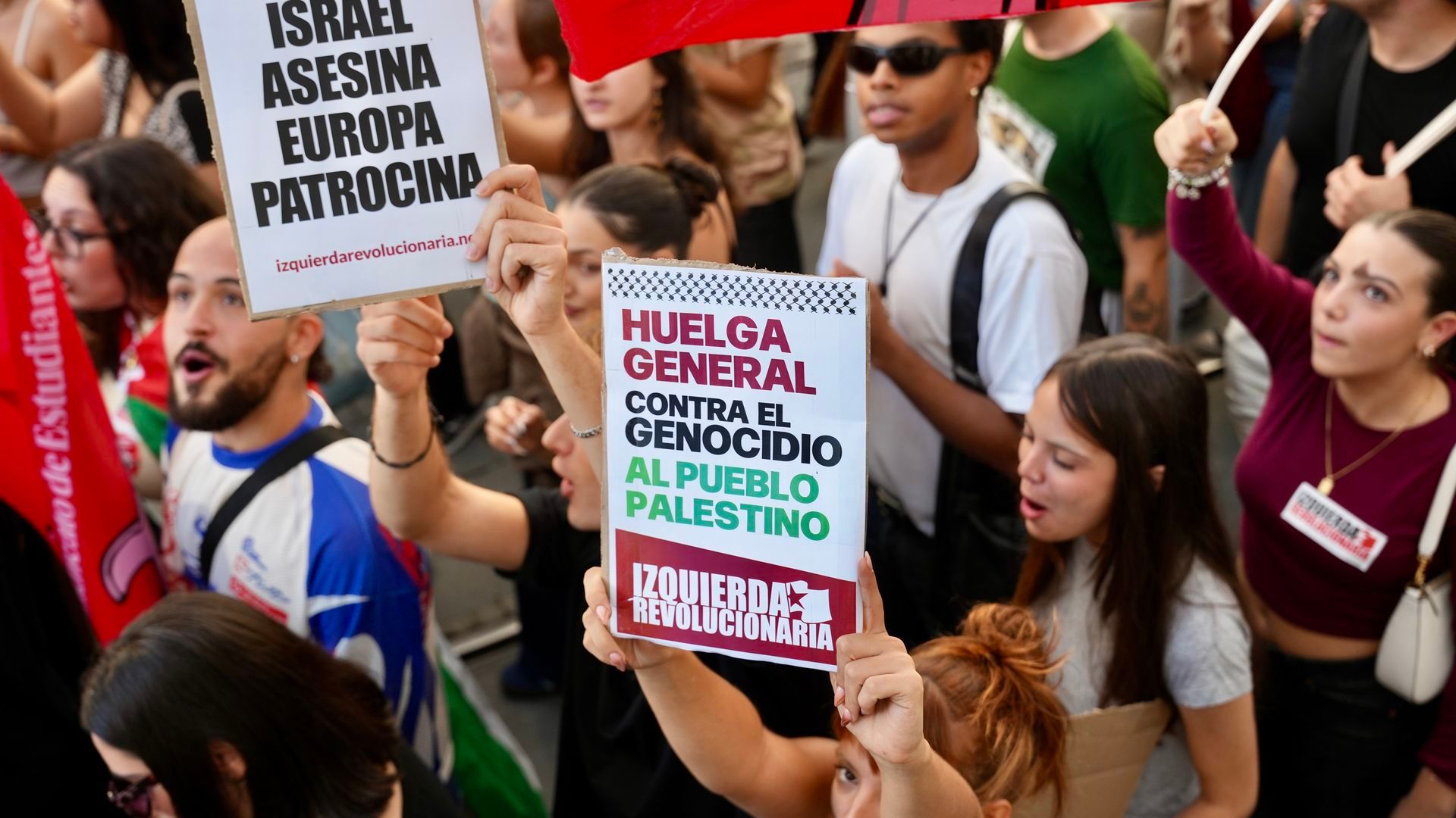 Manifestación convocada por el sindicato de Estudiantes en apoyo al pueblo palestino el 2 de octubre de 2025 en Sevilla
