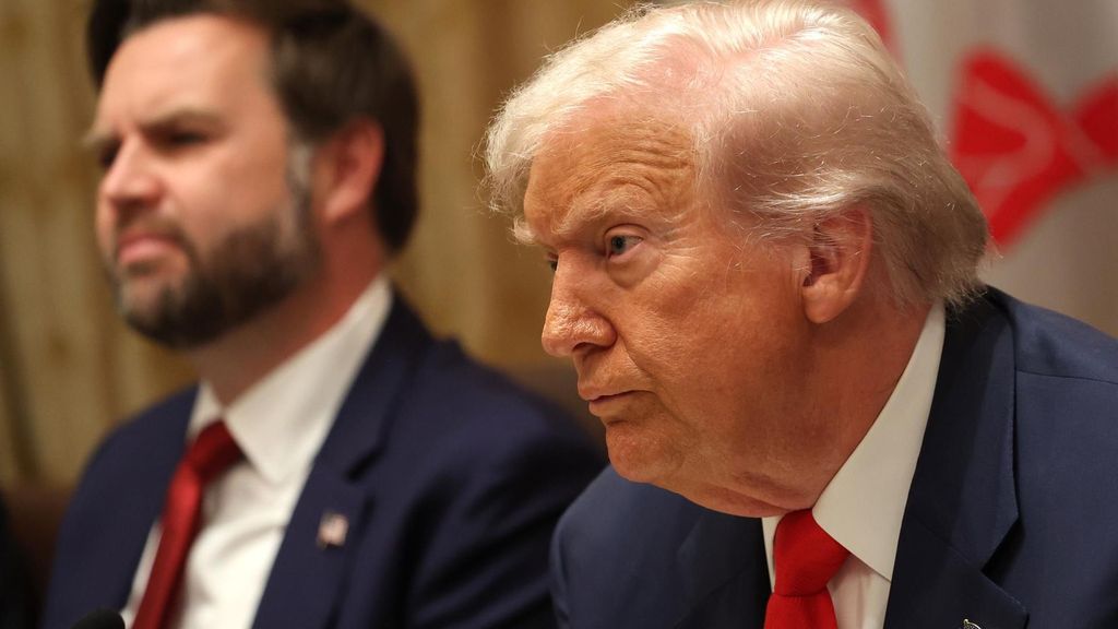 Trump afirma que podría aplicarle un castigo comercial con aranceles a España y el Gobierno le resta importancia a la amenaza