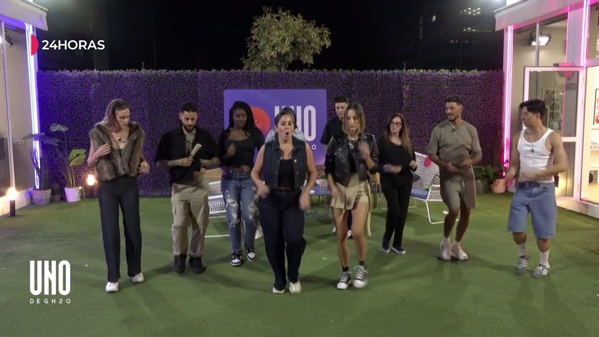 Anabel Pantoja enseña a bailar salsa a los aspirantes a concursantes de 'Uno de GH20'