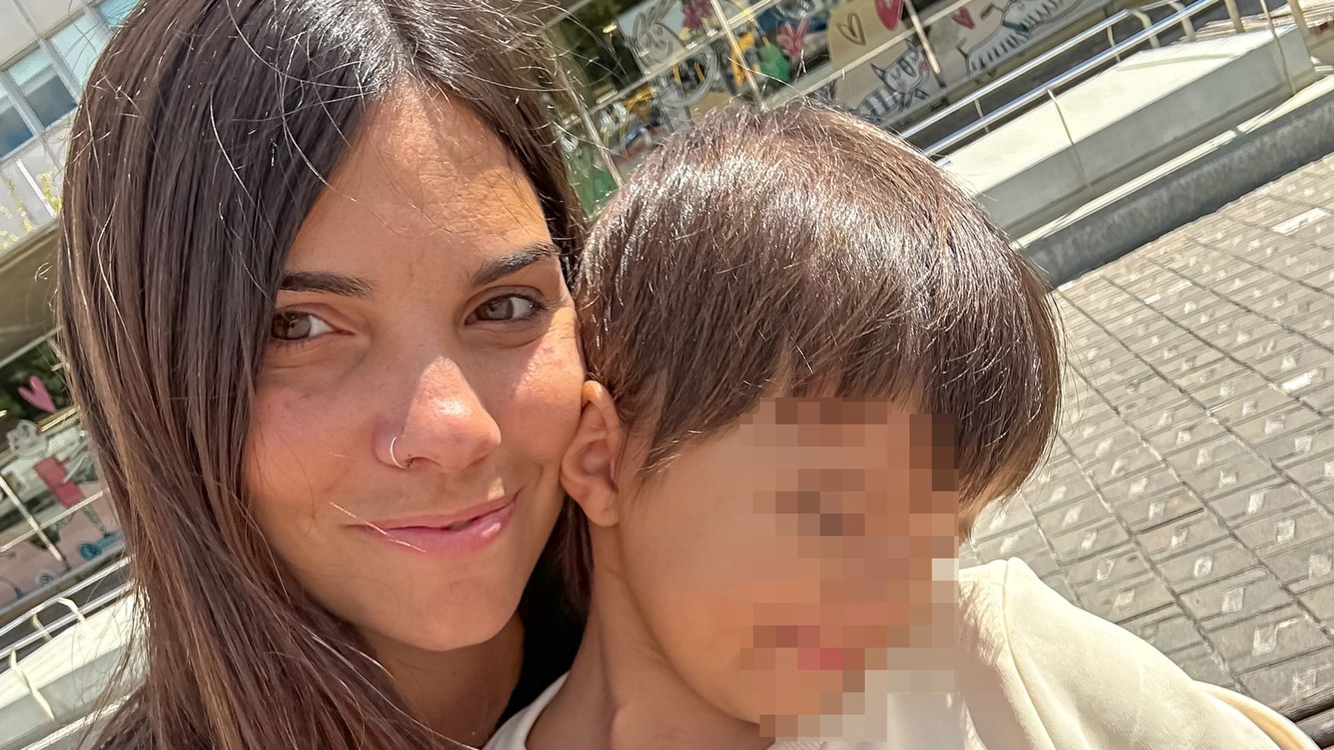 Cristina Tauste y su hija Clhoé Cristina Tauste y su hija Clhoé
