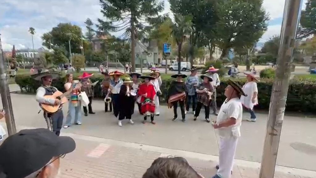 Jubilación a ritmo de mariachis para Isidro