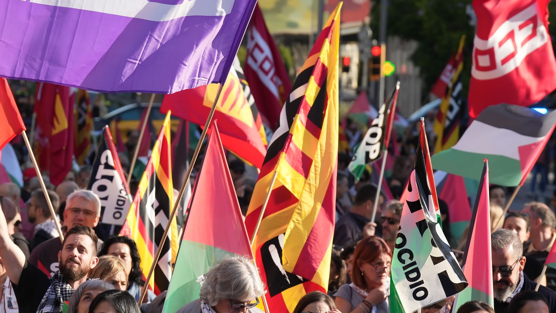 Miles de jóvenes secundan la huelga por Palestina y se manifiestan en distintos puntos de España: protestas en Madrid, Barcelona y Galicia
