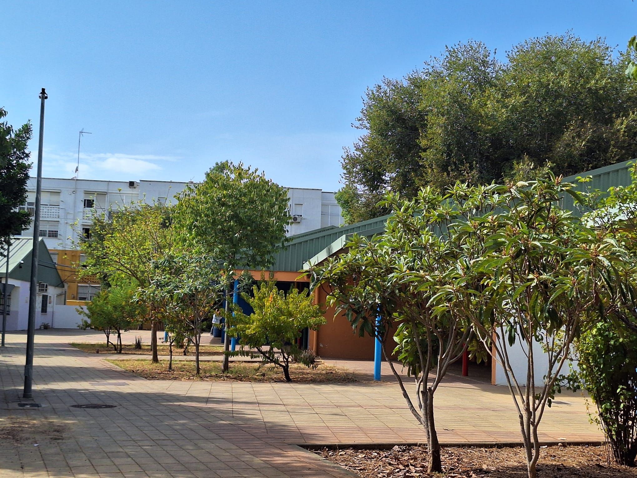 Patio del CEIP Nuetras Señora de la Paz de Sevilla