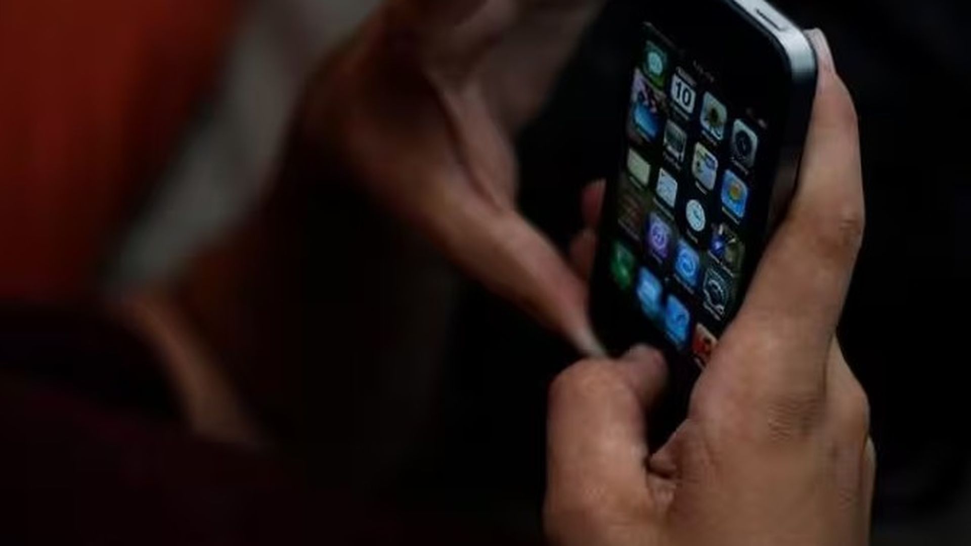 ¿Cuáles son los riesgos de dejar el WiFi encendido a la hora de irse a dormir?