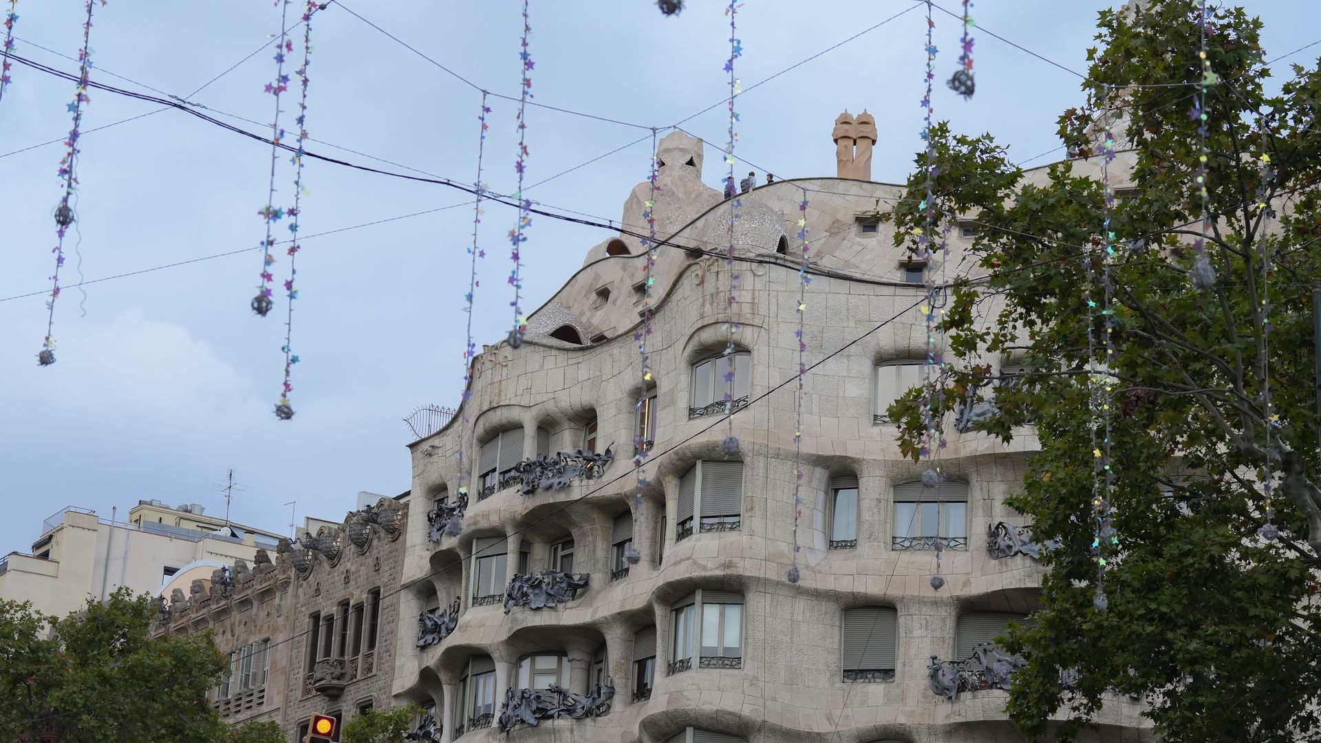 Gil ha destacado que el paseo de Gràcia se consolida como “espacio central” del acto