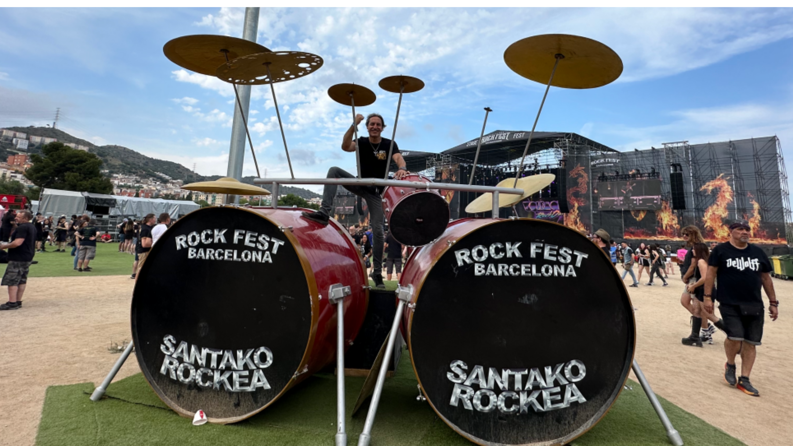Héctor, en una batería gigante del Rock Fest de Barcelona