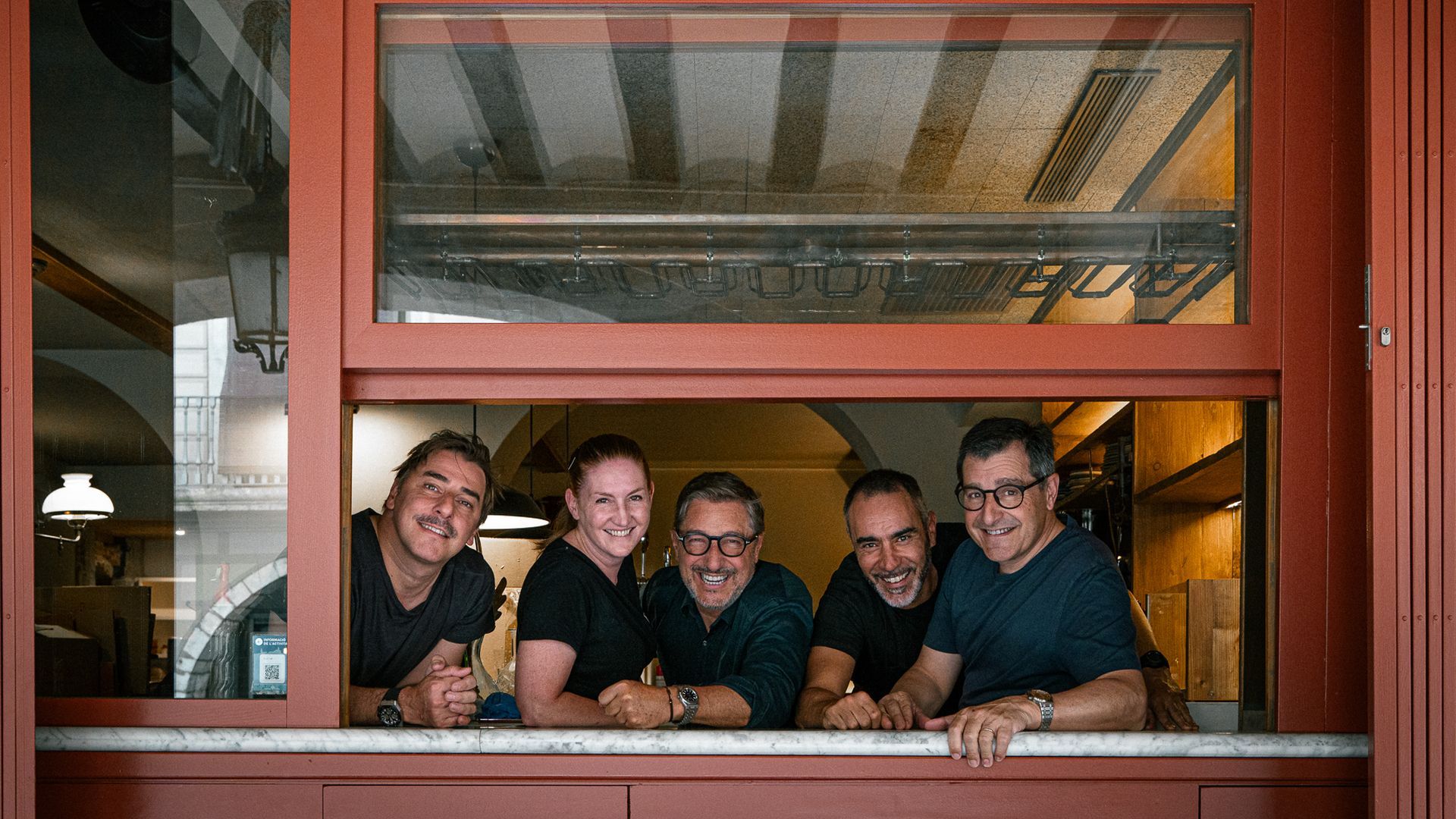 Audrey Dore con los hermanos Roca