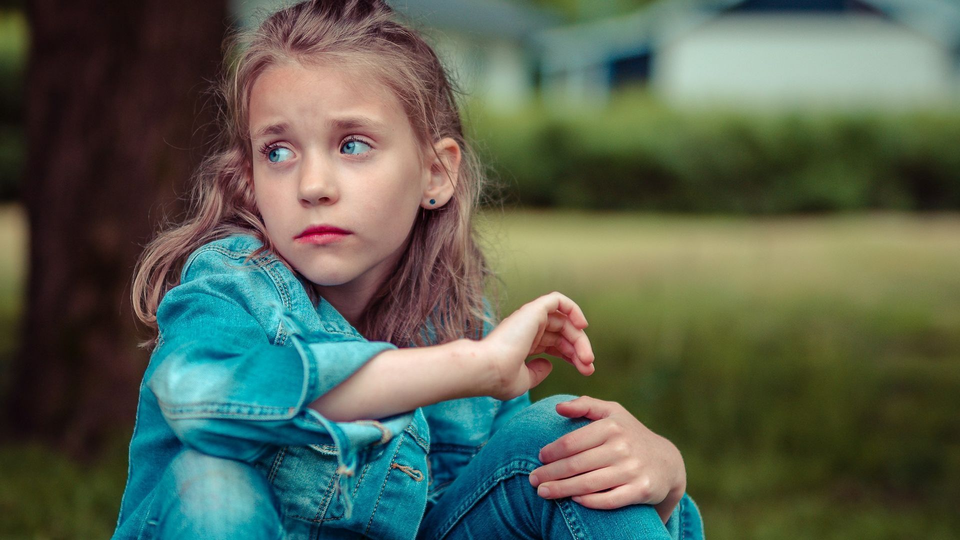 Cómo gestionar las peleas entre hermanos según una experta en crianza: "Al etiquetarles les estamos enfrentando"