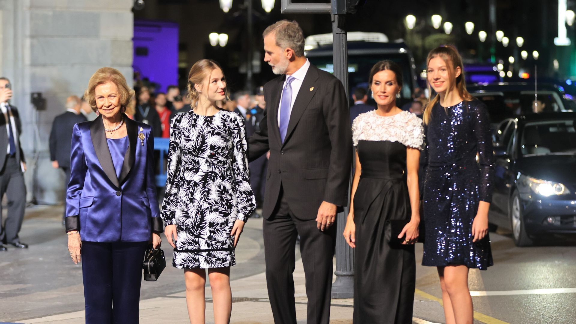 La reina Sofía, Leonor, el rey Felipe VI, la reina Letizia y la infanta Sofía en los Premios Princesa de Asturias 2022