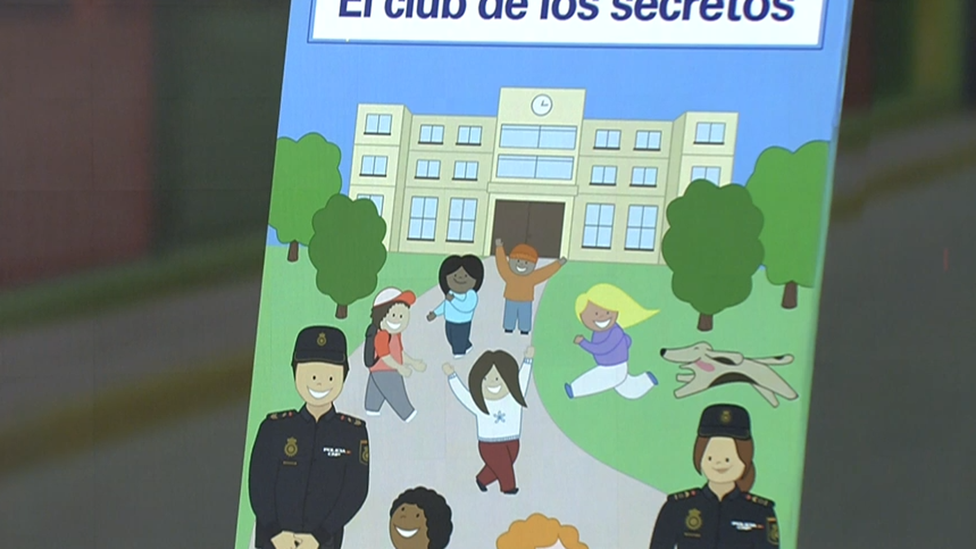 Portada del libro "El club de los Secretos", elaborado por la Policía NAcional junto con Unicef Portada del libro "El club de los Secretos", elaborado por la Policía NAcional junto con Unicef