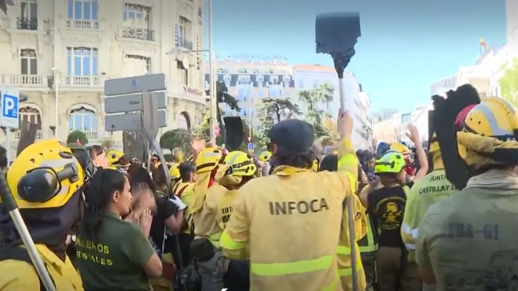 Bomberos forestales exigen en Madrid "respeto" a su profesión y la aplicación "efectiva" de sus leyes básicas