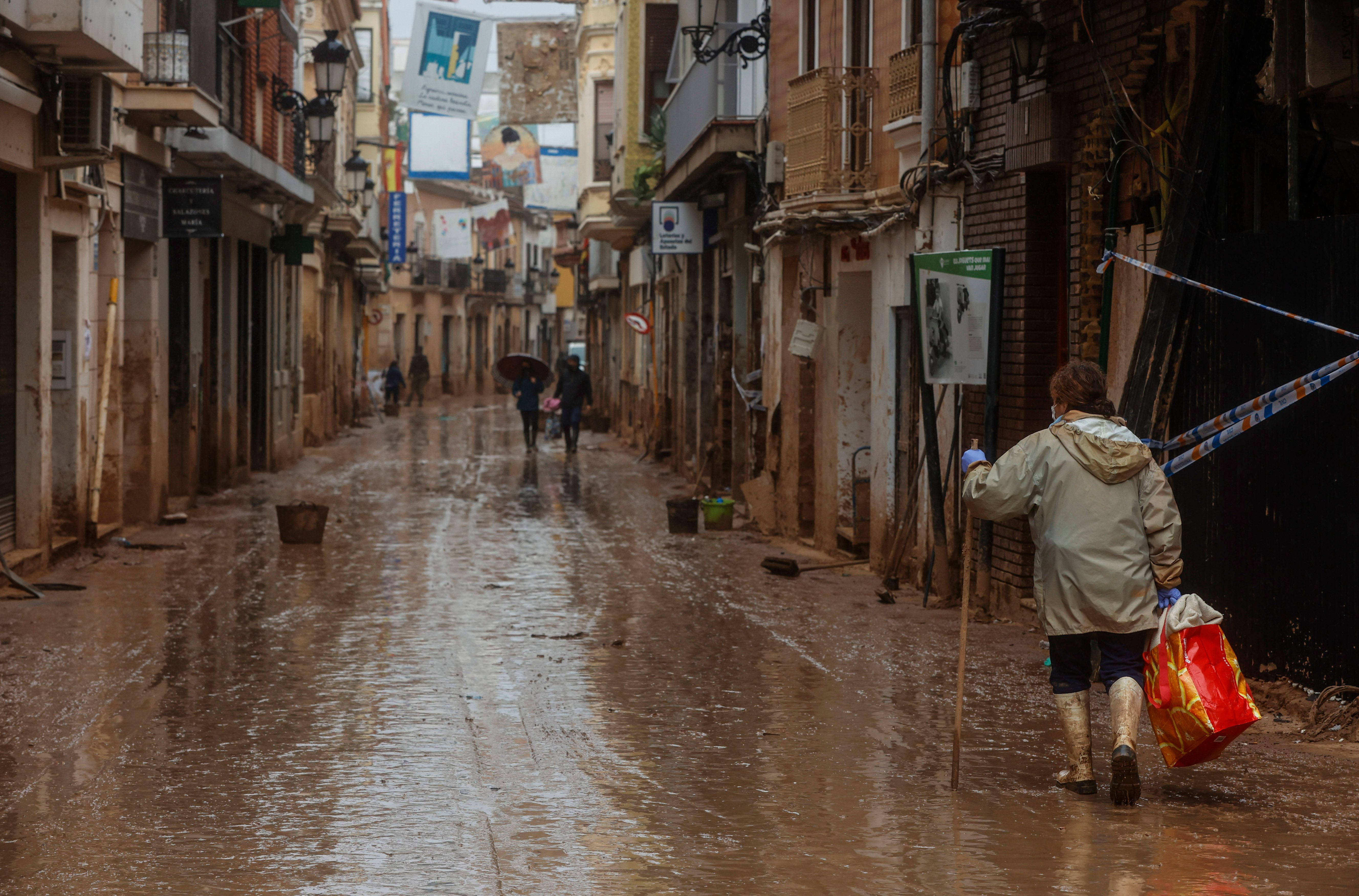 Calle de Paiporta tras la inundación de la dana en octubre del 2024