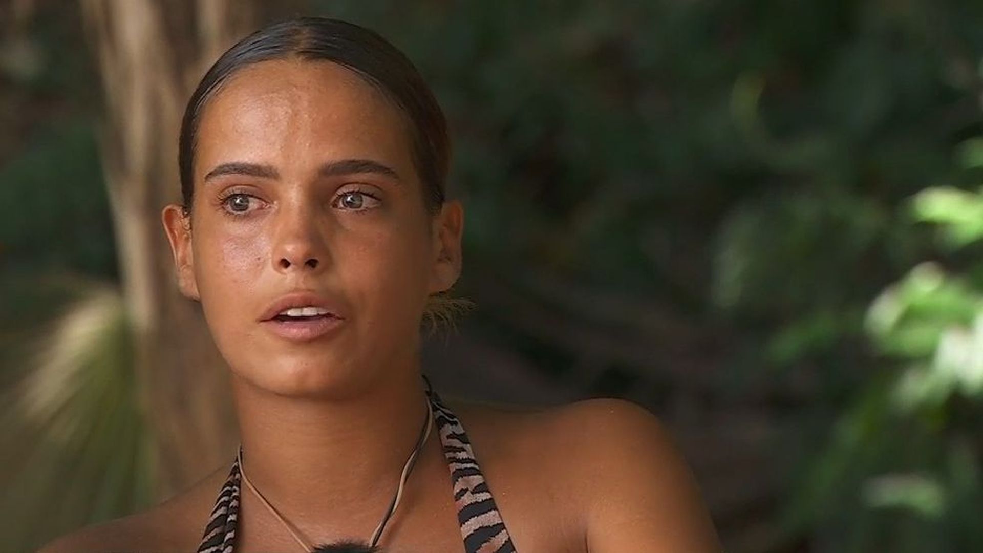 Gloria Camila se viene abajo como nunca en los posicionamientos de 'Supervivientes All Stars' y protagoniza un choque con Carlos Alba: "Estoy dolida"