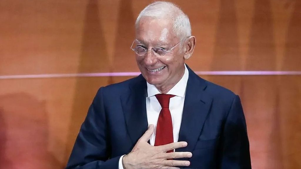 La pareja de Isak Andic, Estefanía Knuth, reclama más dinero de la herencia a los hijos del fundador de Mango