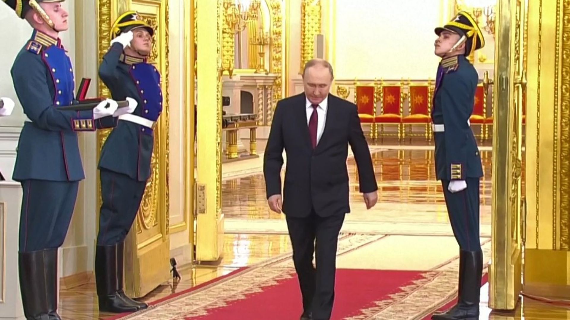 Putin reta a Europa con su guerra híbrida