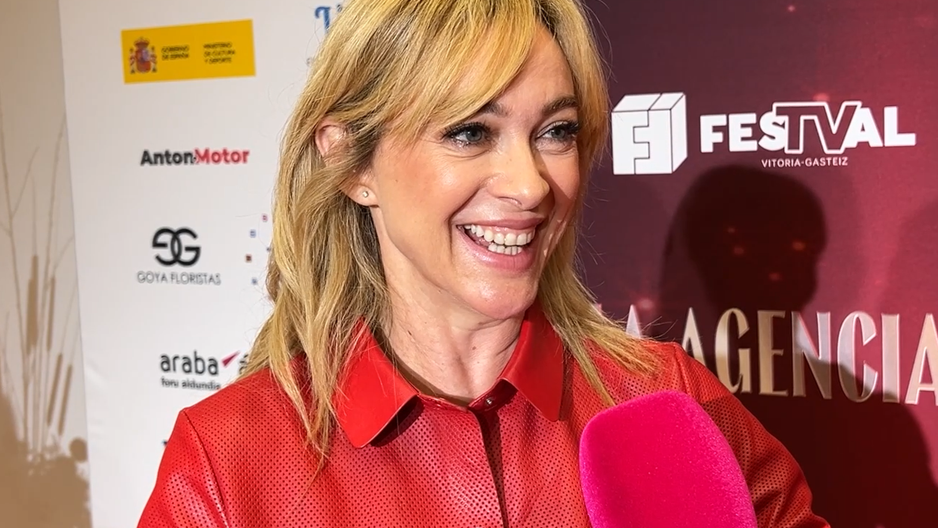 ¿Qué diría tu personaje para venderte como actor/actriz? El reparto de La Agencia, responde - La Agencia Exclusivo web 08/10/2025