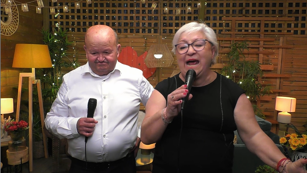 Una soltera de Valencia deja en shock a su cita al cantar Jalisco en el karaoke de ‘First Dates’: “Le das el tono”