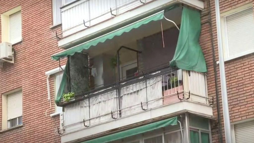 Crimen machista en Villaverde: la joven fue asesinada delante de su bebé de 15 meses y una niña de 12 años encontró su cadáver