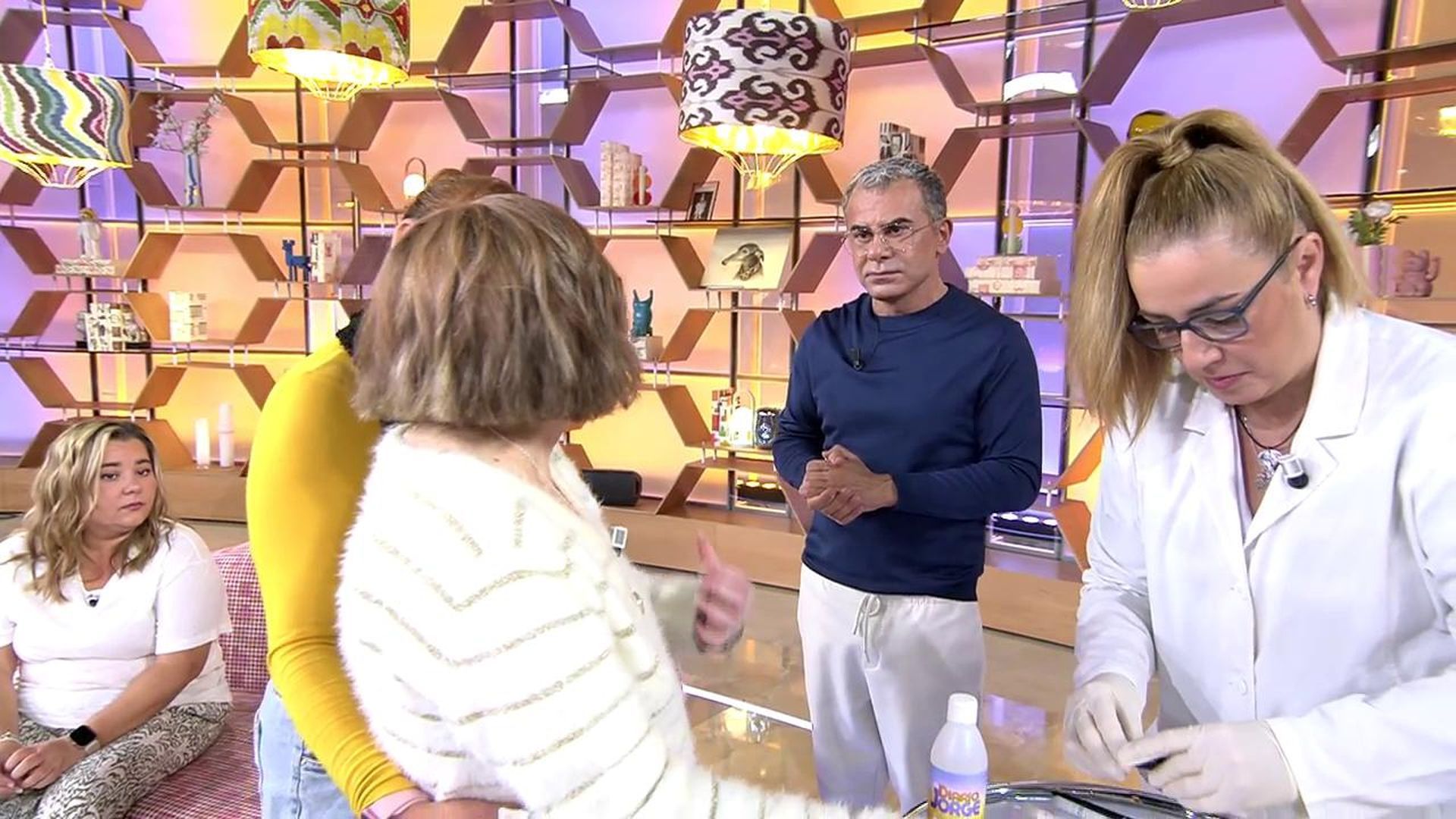 Fátima y Pepi se someten a una prueba de ADN