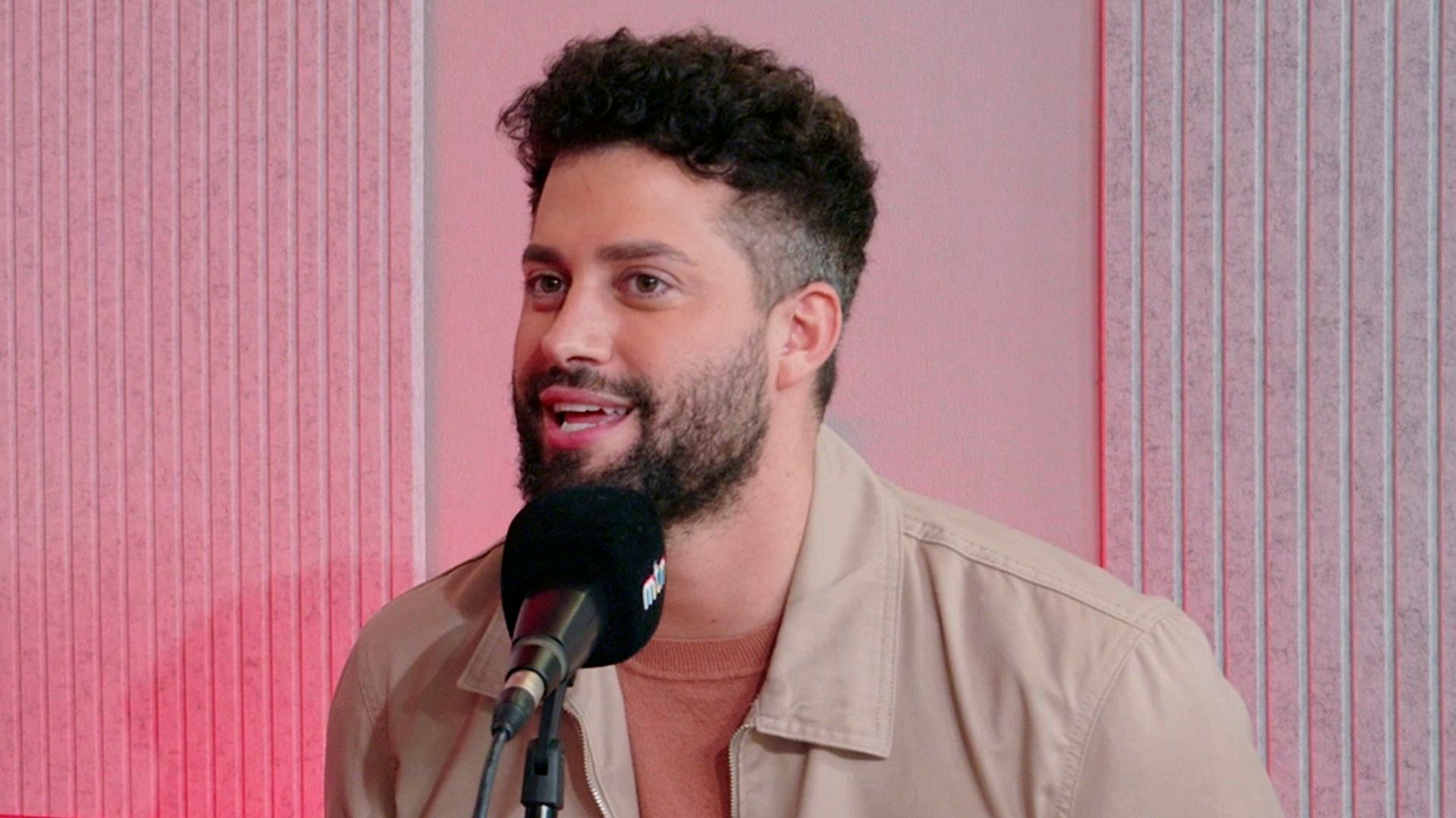 Javi Hoyos se sincera sobre cómo se siente al ser un referente de información En todas las salsas Teporada 8 Top Vídeos 828